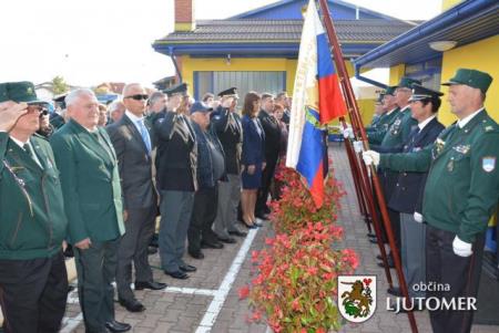 Spominsko obeležje3